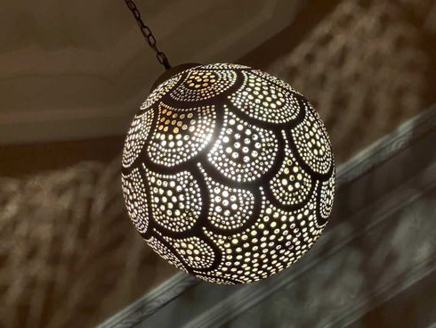 Handcrafted Moroccan Brass Pendant – Elegant Ceiling Light (PL 1072)